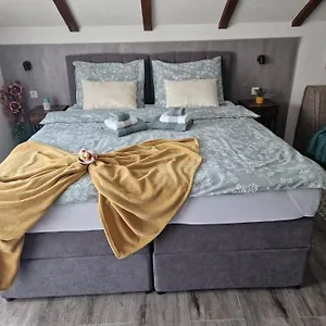 Apartamento Ana, Gračac